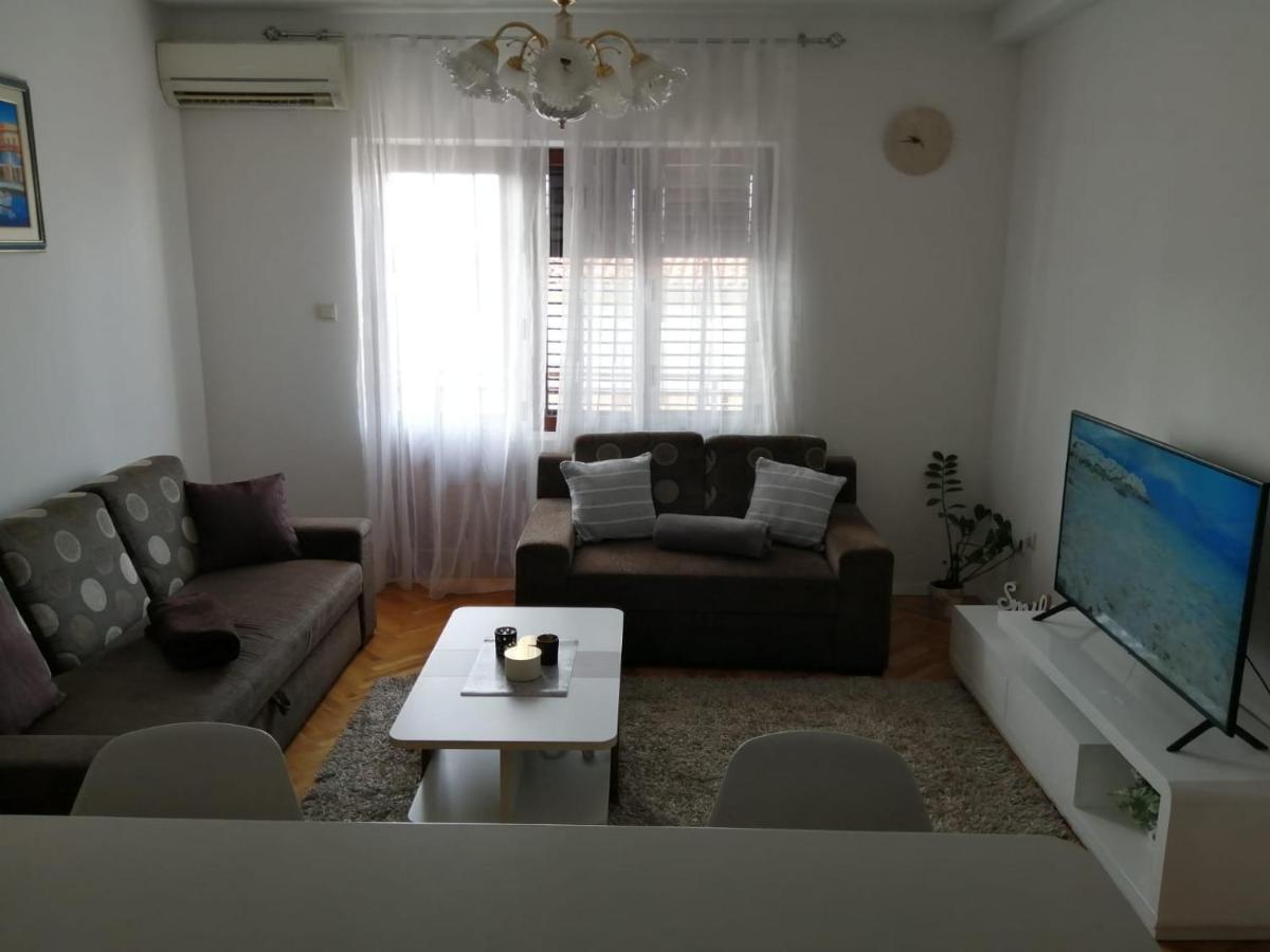 Apartment Adriana มาคาร์สกา ภายนอก รูปภาพ